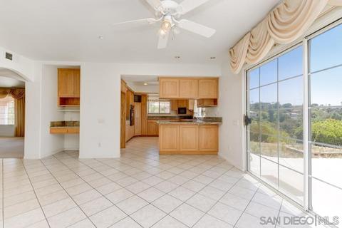 9488 Edgewood Dr, La Mesa, CA 91941 photo 9