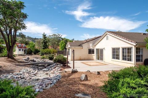1052 Maxie Pl, Escondido, CA 92027 photo 17