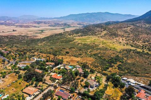 13773 Whispering Meadows Ln, Jamul, CA 91935 photo 40
