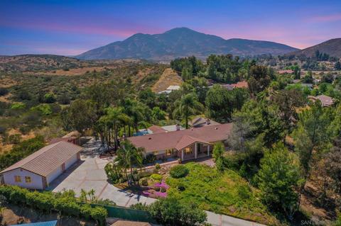 13773 Whispering Meadows Ln, Jamul, CA 91935 photo 1