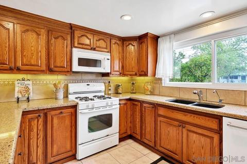 110 E Vermont Ave, Escondido, CA 92025 photo 5