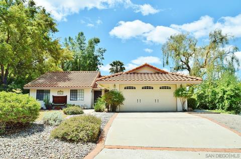 24415 Novato Pl, Ramona, CA 92065 photo 4