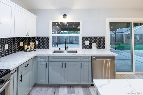 10931 Greencastle St, Santee, CA 92071 photo 8