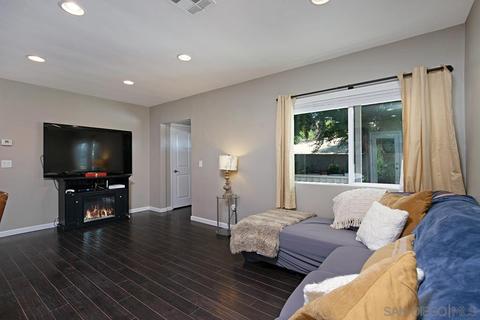 10390 Del Rio Rd, Spring Valley, CA 91978 photo 6