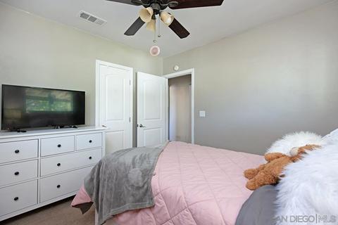 10390 Del Rio Rd, Spring Valley, CA 91978 photo 14