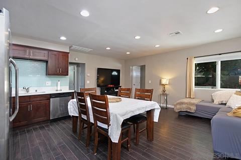 10390 Del Rio Rd, Spring Valley, CA 91978 photo 11