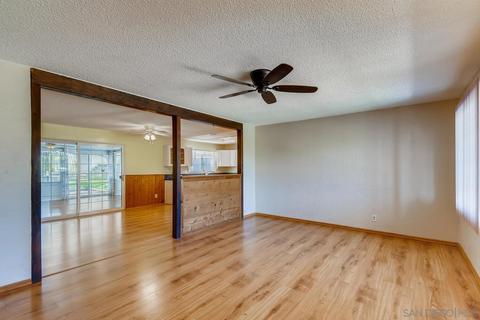 8833 Siwanoy Ct, Santee, CA 92071 photo 6