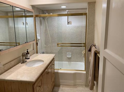 5714 Waverly Ave, La Jolla, CA 92037 photo 15