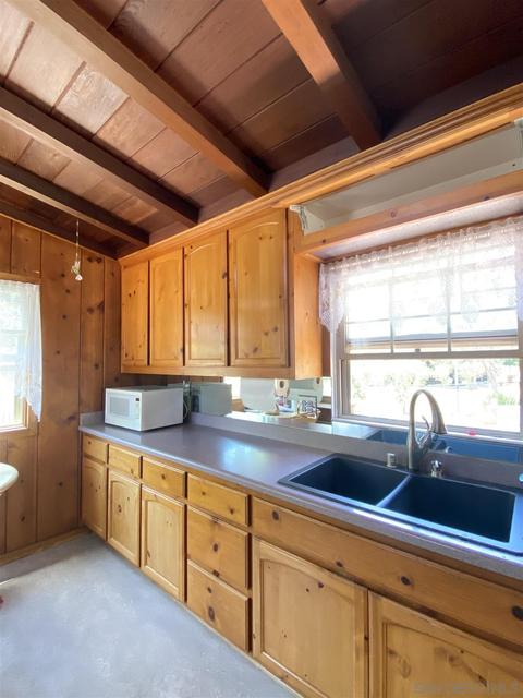 1162 Pine Dr, El Cajon, CA 92020 photo 12