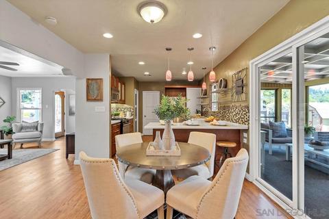 923 Park Hill Dr, Escondido, CA 92025 photo 8