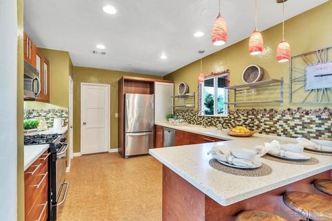 923 Park Hill Dr, Escondido, CA 92025 photo 10