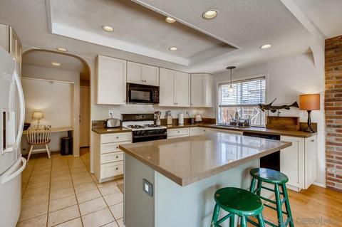 3717 Via Baldona, Oceanside, CA 92056 photo 10