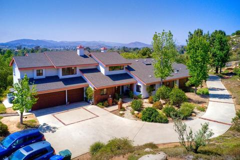 13145 Wild Flower Ln, Poway, CA 92064 photo 2