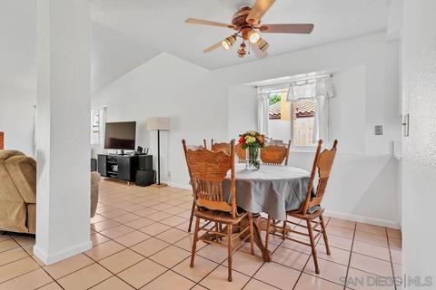 2729 Derringer Pl, Escondido, CA 92027 photo 6