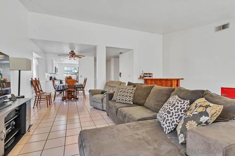 2729 Derringer Pl, Escondido, CA 92027 photo 7