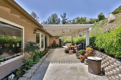 1298 Burris Dr, El Cajon, CA 92019 photo 32