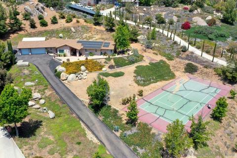1298 Burris Dr, El Cajon, CA 92019 photo 45