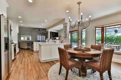 1298 Burris Dr, El Cajon, CA 92019 photo 11