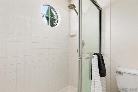 1540 Via Otano, Oceanside, CA 92056 photo 25