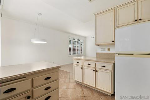 1540 Via Otano, Oceanside, CA 92056 photo 14