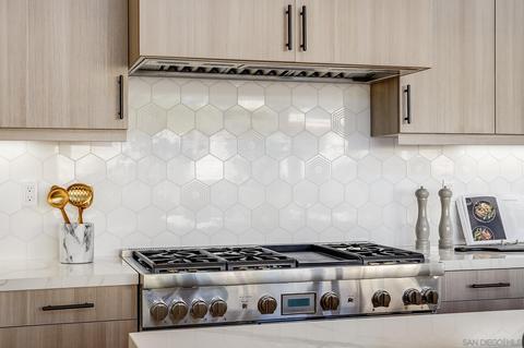 1809 Gwynn Dr, Cardiff By The Sea, CA 92007 photo 9