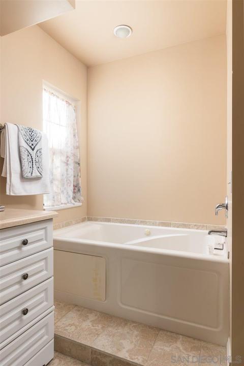117 Summit Ln, El Cajon, CA 92019 photo 25
