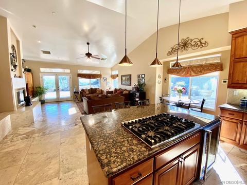 1827 Hidden Mesa Rd, El Cajon, CA 92019 photo 16