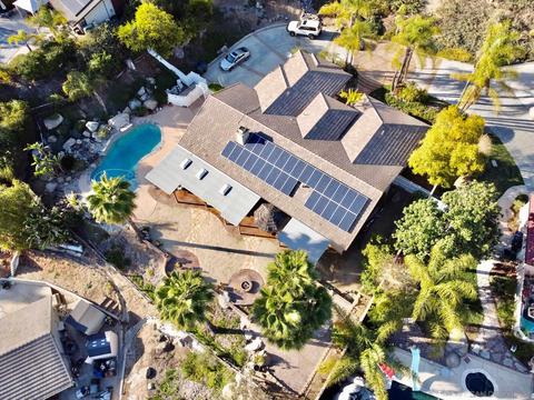 1827 Hidden Mesa Rd, El Cajon, CA 92019 photo 4