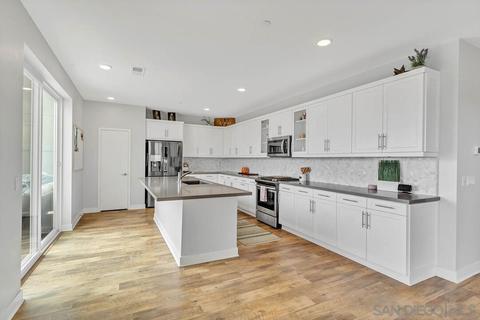 8869 Trailridge Ave, Santee, CA 92071 photo 7