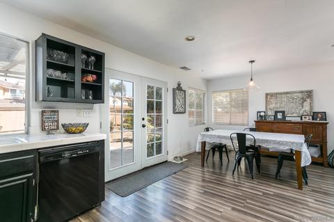 310 Cobblestone Pl, Santee, CA 92071 photo 9