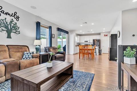 8689 Camden Dr, Santee, CA 92071 photo 6