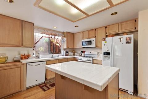 338 Old Stage Ct, Fallbrook, CA 92028 photo 11