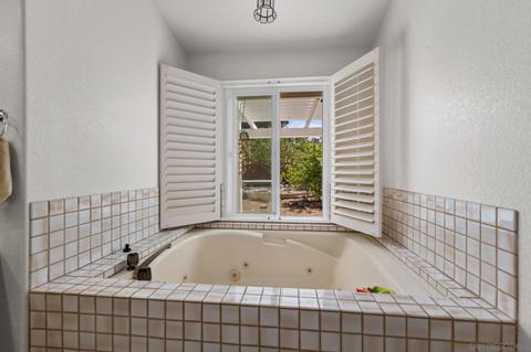1677 Hamilton Ln, Escondido, CA 92029 photo 24