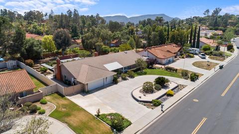 1677 Hamilton Ln, Escondido, CA 92029 photo 6