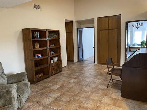 1635 Quiet Hills Dr, Oceanside, CA 92056 photo 4