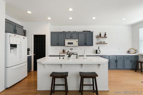 1119 Azul Ct, Oceanside, CA 92057 photo 4