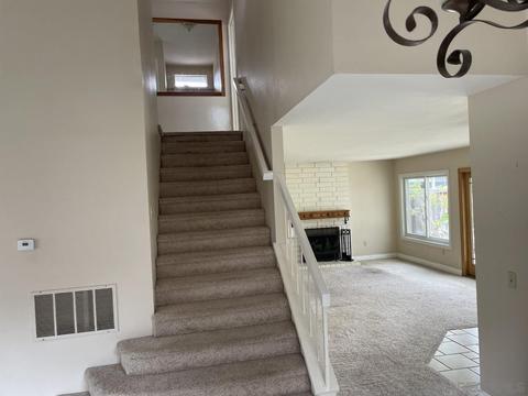 2374 Valley View Pl, Escondido, CA 92026 photo 3