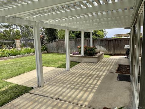 2374 Valley View Pl, Escondido, CA 92026 photo 9