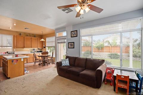 2415 Starlight Gln, Escondido, CA 92026 photo 13