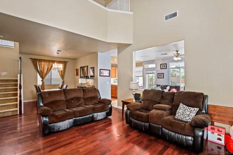 2415 Starlight Gln, Escondido, CA 92026 photo 4