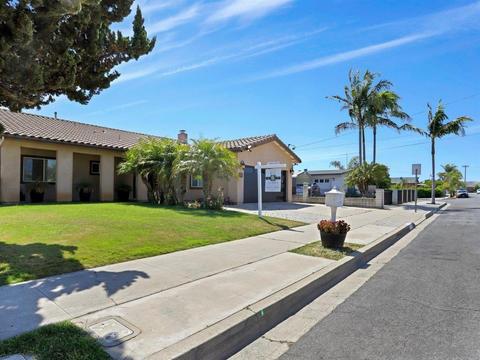 349 Redondo Dr, Oceanside, CA 92057 photo 2