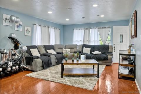 331 E College, Fallbrook, CA 92028 photo 6