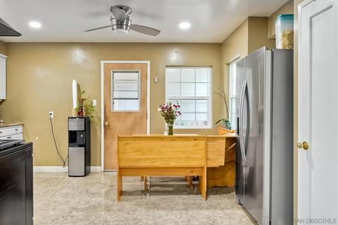 331 E College, Fallbrook, CA 92028 photo 9