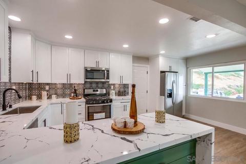 9356 Las Lomas, Santee, CA 92071 photo 1