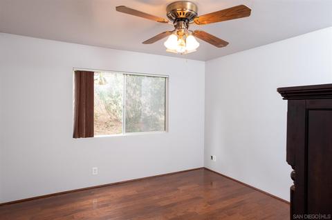 11272 Meadow Glen Way E, Escondido, CA 92026 photo 27