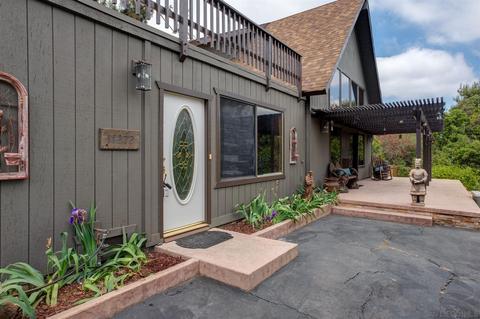 11272 Meadow Glen Way E, Escondido, CA 92026 photo 3
