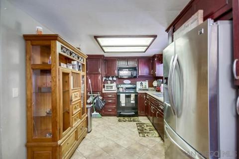1034 Leland St #18, Spring Valley, CA 91977 photo 10