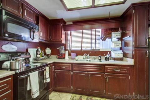 1034 Leland St #18, Spring Valley, CA 91977 photo 11