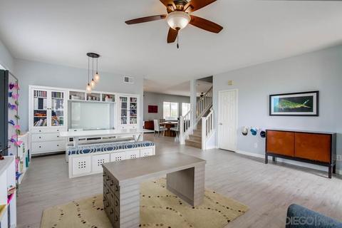 1072 Darwin Dr, Oceanside, CA 92056 photo 4