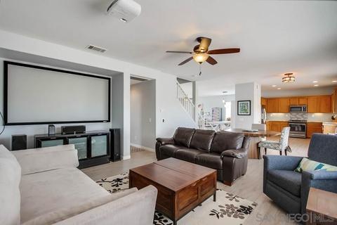 1072 Darwin Dr, Oceanside, CA 92056 photo 9